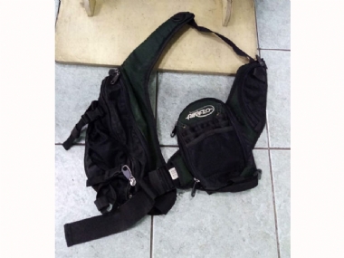 AIRFLO XSTREAM SLING BAG